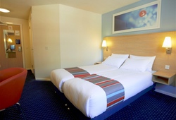 2-3* Hotel Bedroom Liverpool