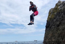 Coasteering